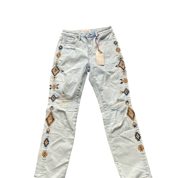 Driftwood Southwestern Gizelle Embroidered jeans - Picture 4 of 16